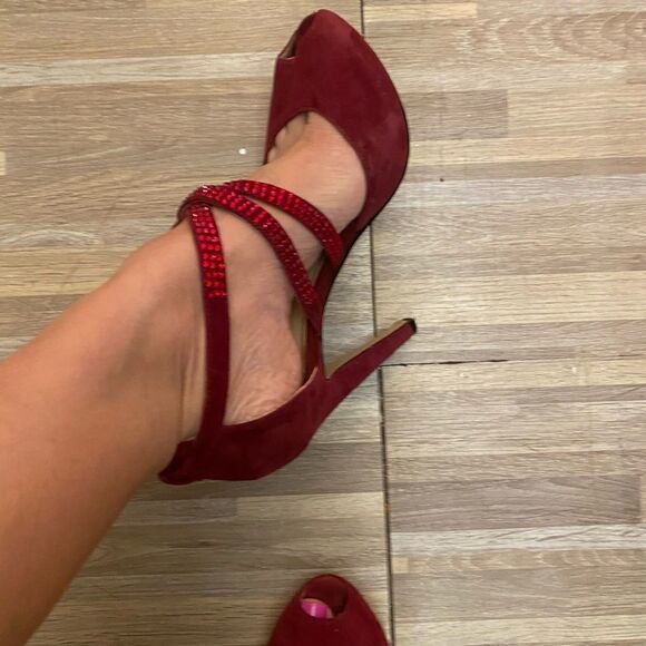 Nine West suede heels, size 7 - Picture 5 of 12